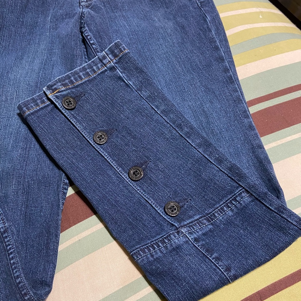 Levi’s Brand Jeans. NWOT! - Picture 3 of 7
